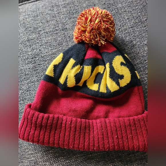 Nike Beanie - Picture 2 of 3